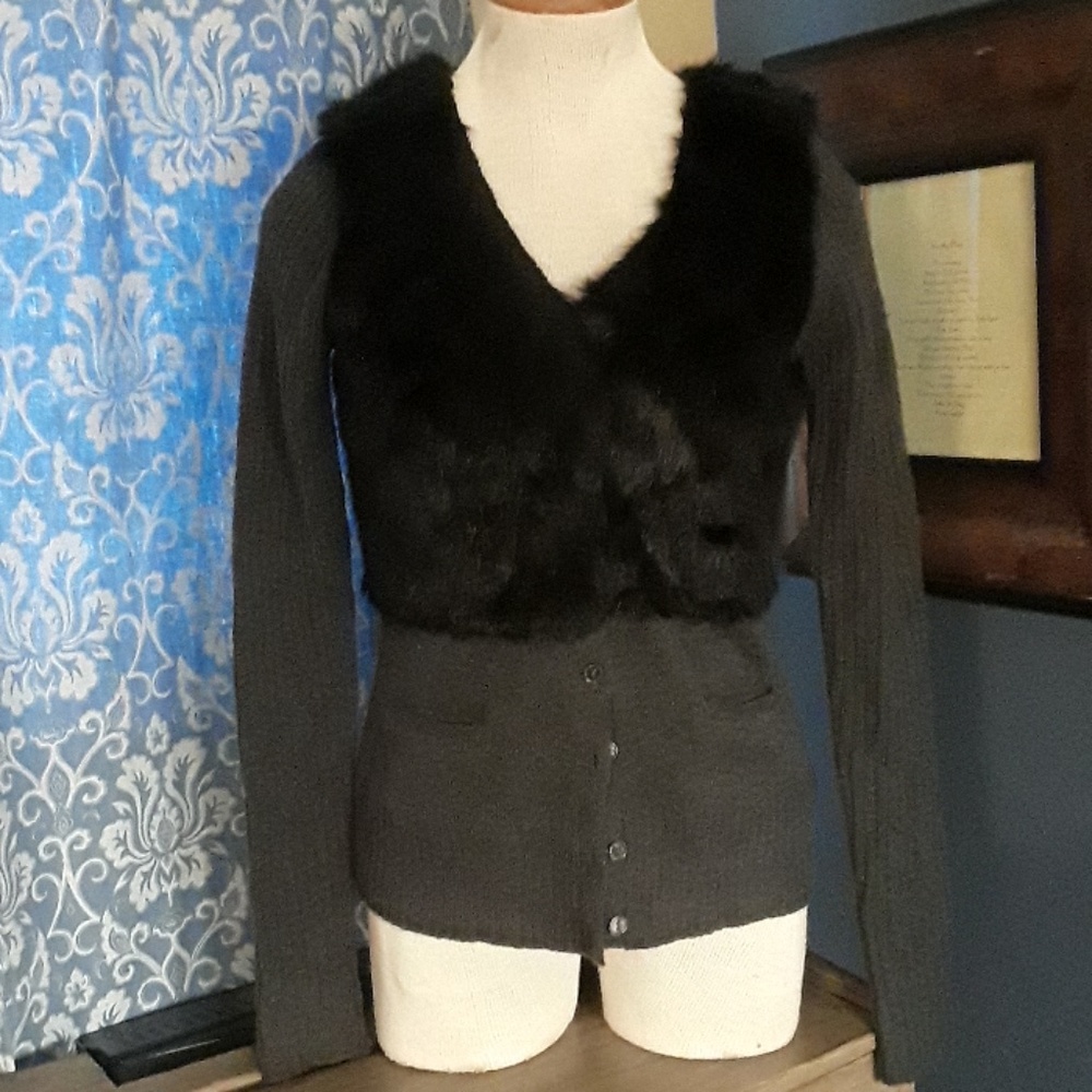simply vera Wang faux fur sweater/vest